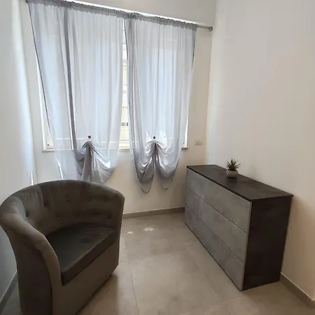 Apartamento Emam Al Centro 150mt Dal Mare E La Metro A2 Passi Lido di Ostia
