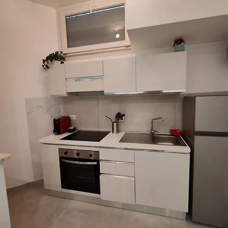 Emam Al Centro 150mt Dal Mare E La Metro A2 Passi * Ostie